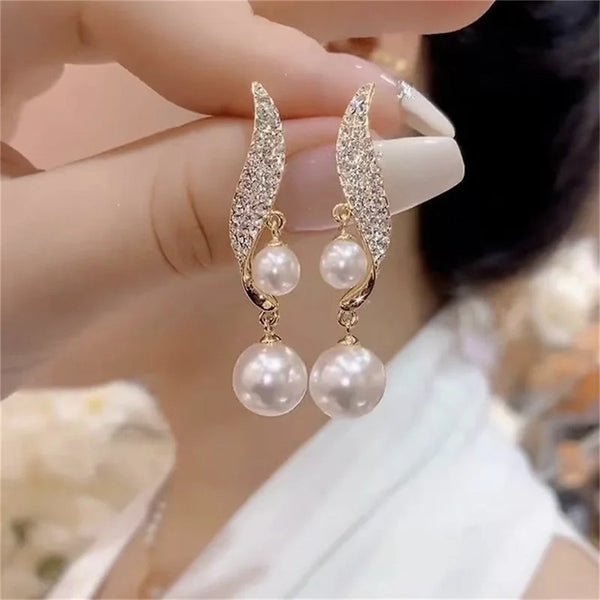 Classic Pearl Drop Earrings