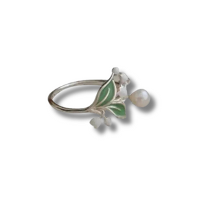 Flower Ring With Pearl