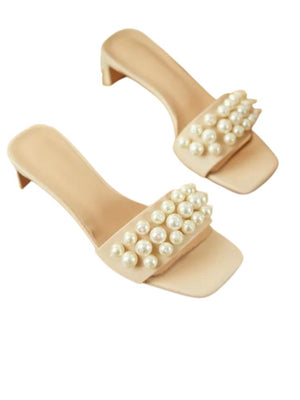 Low Heels With Pearls
