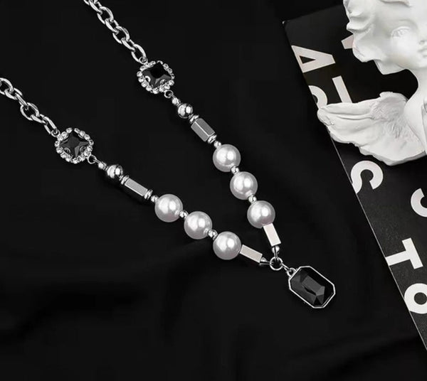 Pearl Necklace Men Outfits