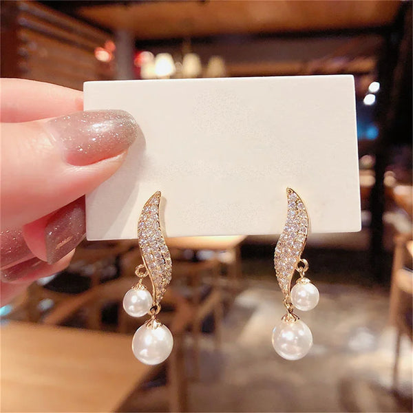 Classic Pearl Drop Earrings