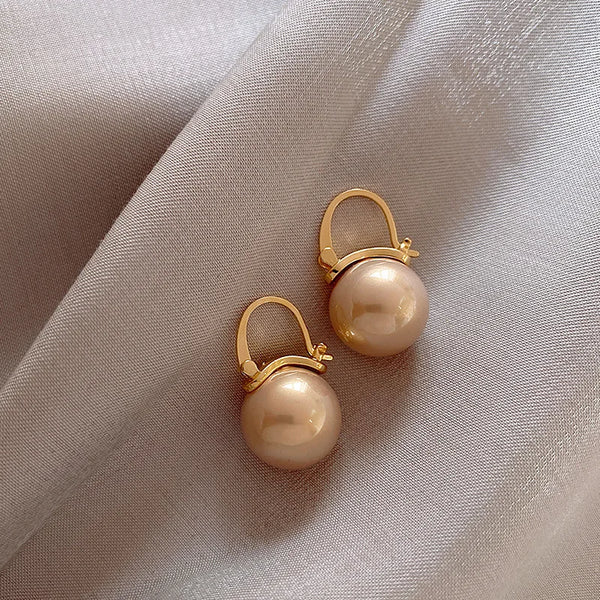 Drop Pearl Earrings