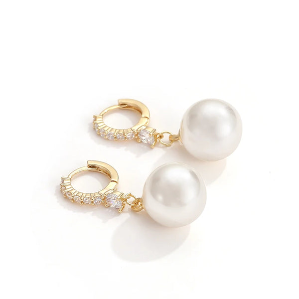 Elegant Lady's Pearl Drop Earrings