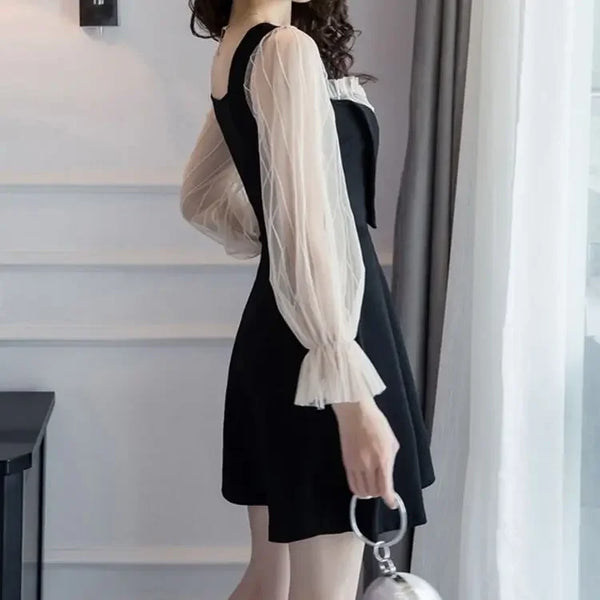 Long Sleeves Mini Black Dress