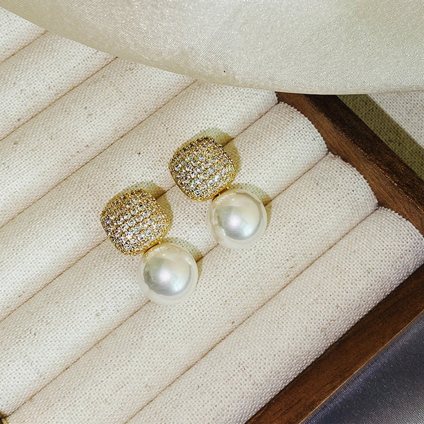 Pearl Drop Earring