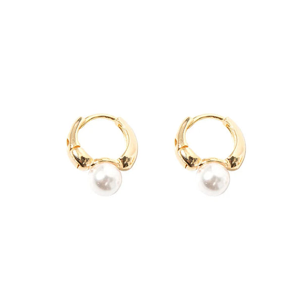 Simple Drop Pearl Earring