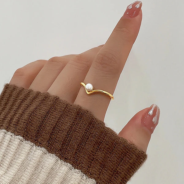 Small Pearls Ring