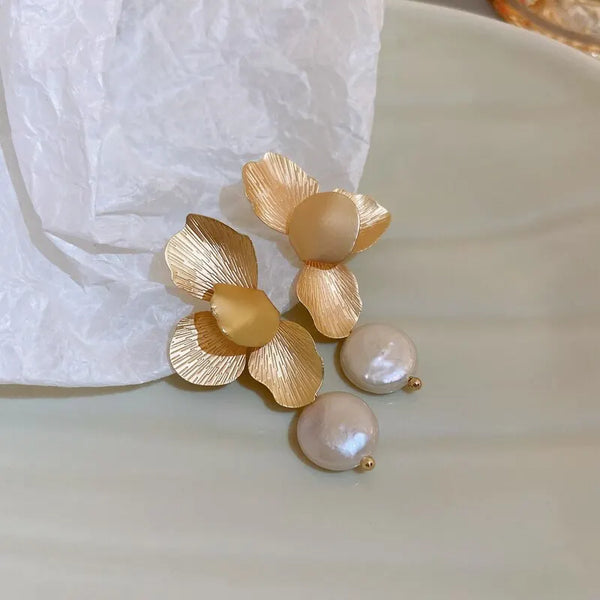 Vintage Drop Pearl Earrings